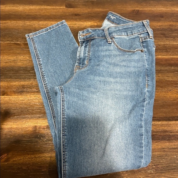 Old Navy Denim - Old Navy Super Skinny Ankle Jeans